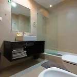 Rocha Tower 11c-11e *