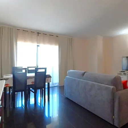 Apartment Rocha Tower 11c-11e *