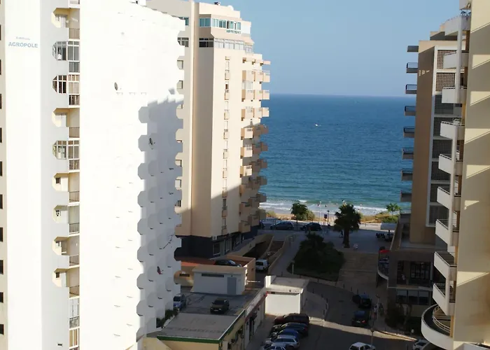 Rocha Tower 11c-11e アパート ポルティマン