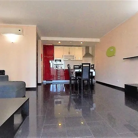 Turisticos Rocha Tower 4 Apartment *