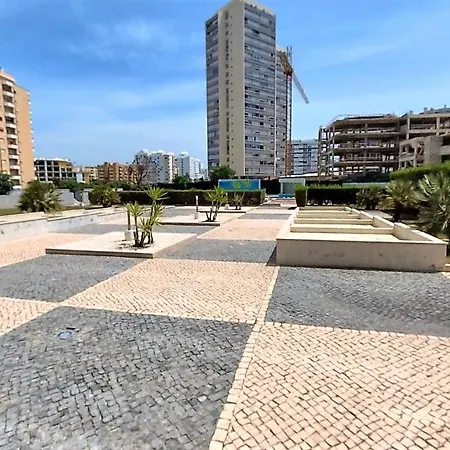 Turisticos Rocha Tower 4 * Portimão